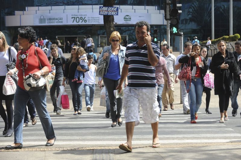 1 189 e1572529148963 Taxa de desemprego no Brasil cai para 11,8%, revela IBGE