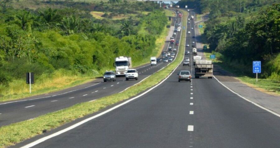 BR 324 1000x530 1 Coronavírus: Suspensão de transporte intermunicipal chega a 23 cidades na Bahia