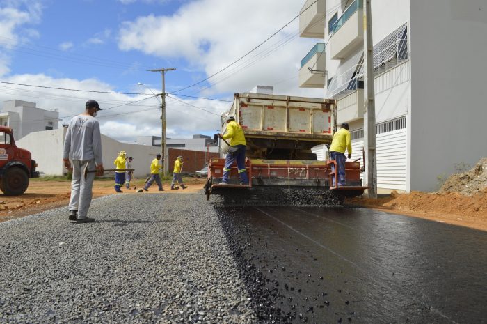 122813202027051 scaled e1590665428434 Obras e serviços de emergência tem continuidade pela Prefeitura Municipal de Guanambi