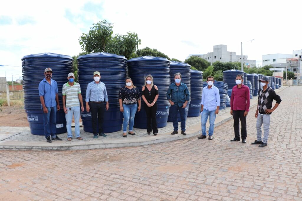 IMG 20200605 WA0310 Deputado Charles Fernandes realiza entrega de tratores e implementos agrícolas para associações rurais da região