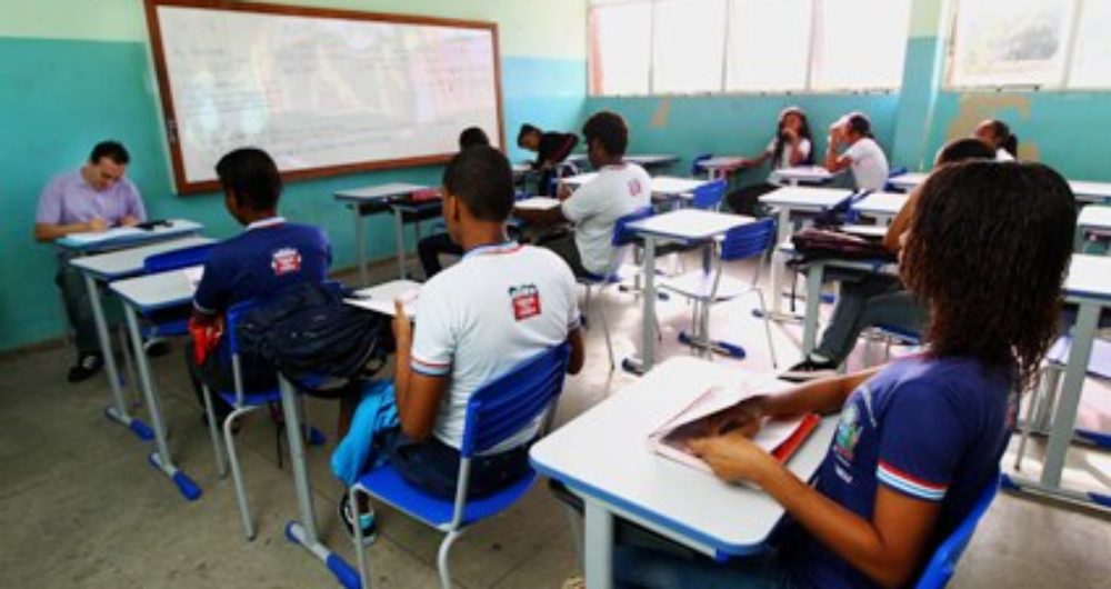 escola esTADUAL 1000x530 1 Secretaria da Educação do Estado emite nota de esclarecimento sobre retomada do ano letivo