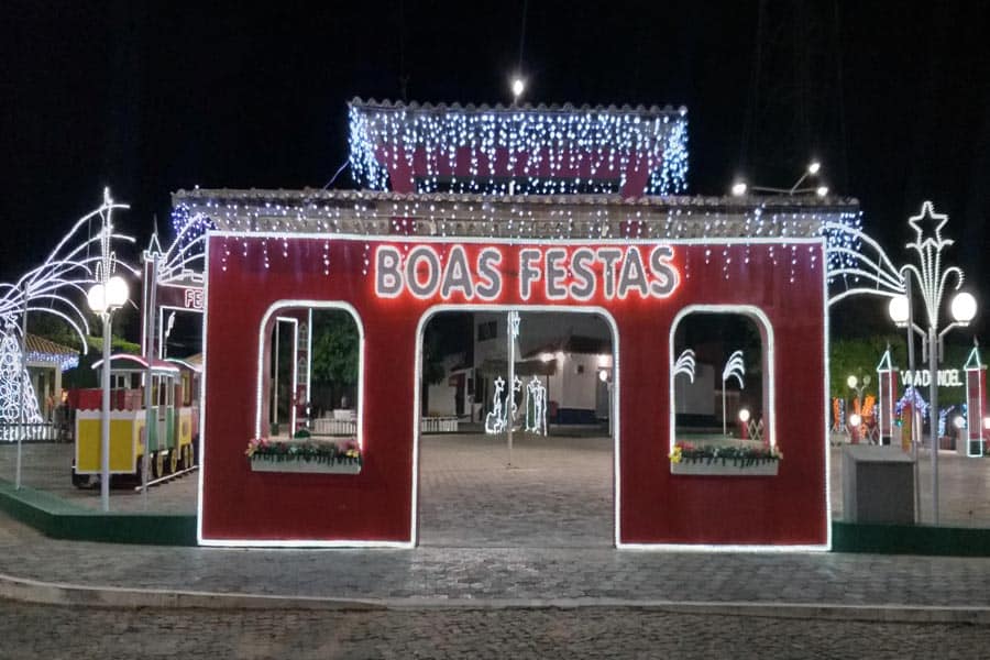 131210964 1028487434223371 1370290586133694370 n Guajeu: Visitação a Decoração de Natal na Praça da prefeitura seguirá protocolos de segurança