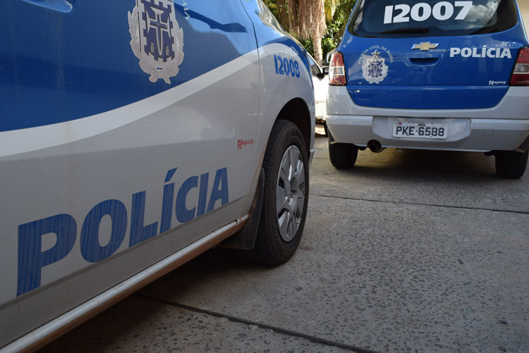 56 viaturas da policia civil em brumado 12 10 achei sudoeste Polícia prende homem acusado de espancar jovem de 23 anos em Brumado