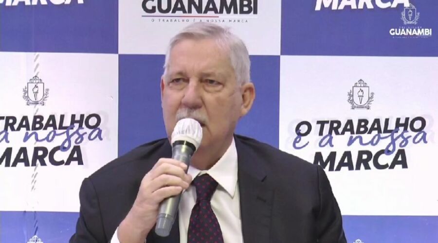 172701202102081 Prefeito Nilo Coelho anuncia para esta semana, o início do programa de pavimentação asfáltica em Guanambi