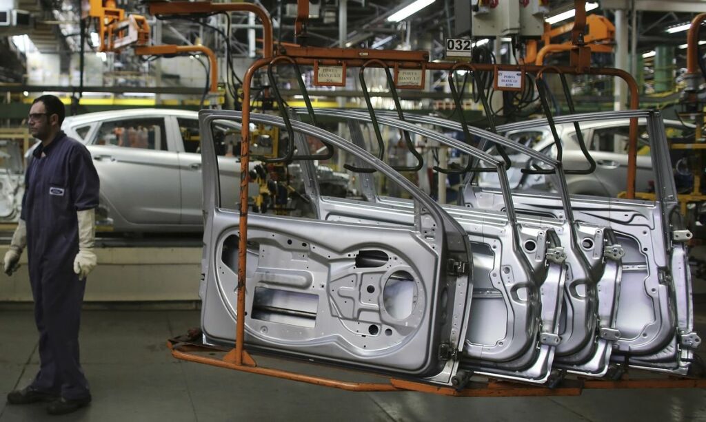 industria automobilisticaautomovel fabrica Produção de veículos cresce 0,3% em agosto