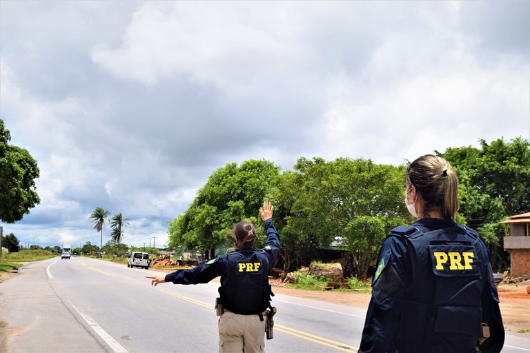 b3a04ae2 2d5a 4814 8621 ebc4c232709c PRF na Bahia apresenta balanço da Operação Finados 2021 com redução acentuada no número de acidentes e mortes nas rodovias