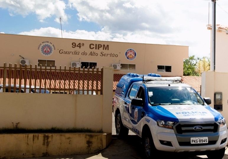 94 CIPM Caetité: PM prende homem que causou danos em bar