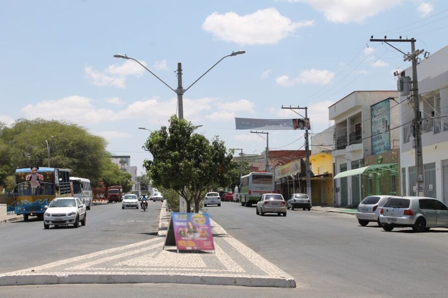 centro guanambi bahia sudoeste destaque 1 Município de Guanambi firma acordo com MP para realização de concurso público