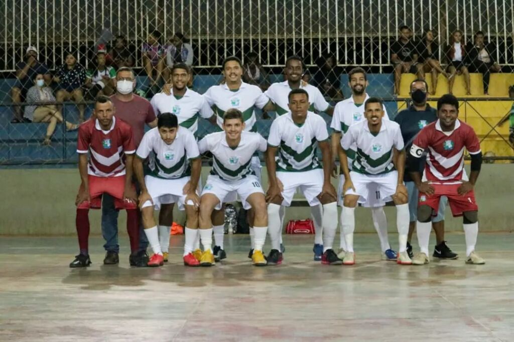 WhatsApp Image 2022 07 13 at 20.11.11 Seleção de Futsal de Igaporã realiza preparação para campeonato regional