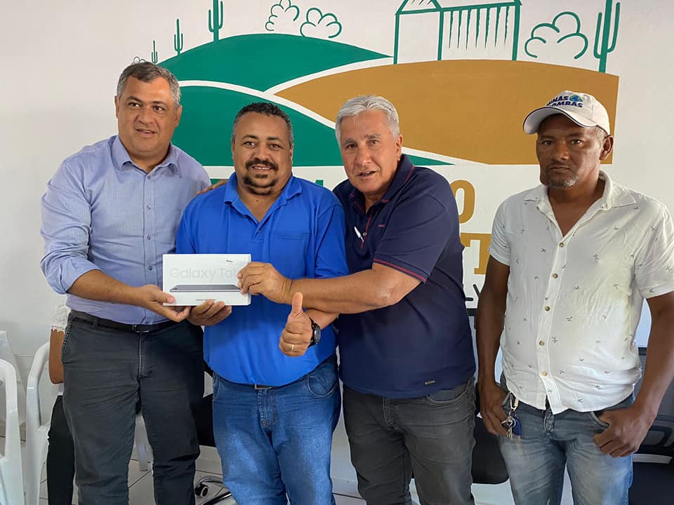 311829815 507444958094538 6762395970842186554 n Matina recebe equipamento que auxilia na produção de forragens para alimentação do rebanho