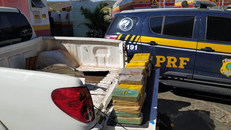 e94f5f6d baab 4b8f 8a1d 3ebdb28ccffa PRF na Bahia apreende quase 50 kg de cocaína e causa um prejuízo superior a R$ 8 milhões ao crime organizado