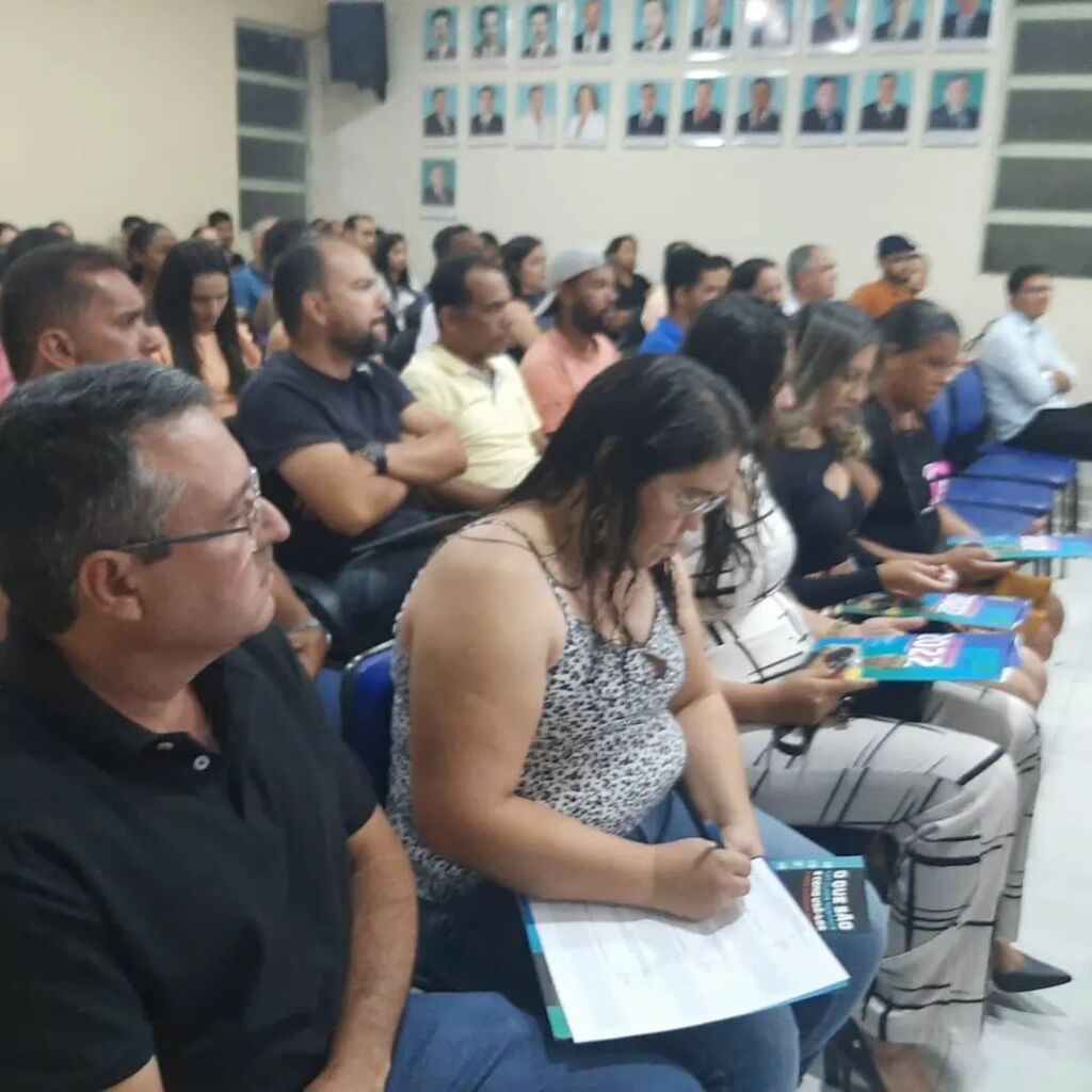 312990572 642598557294050 6732706355954811095 n Administração Municipal promove palestra para representantes do comércio de Igaporã