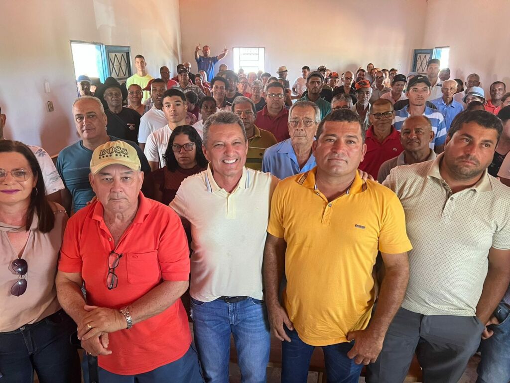 382155196 859745195717835 4960382147003295918 n Deputado Charles Fernandes participa de concorrida reunião na zona rural de Guanambi