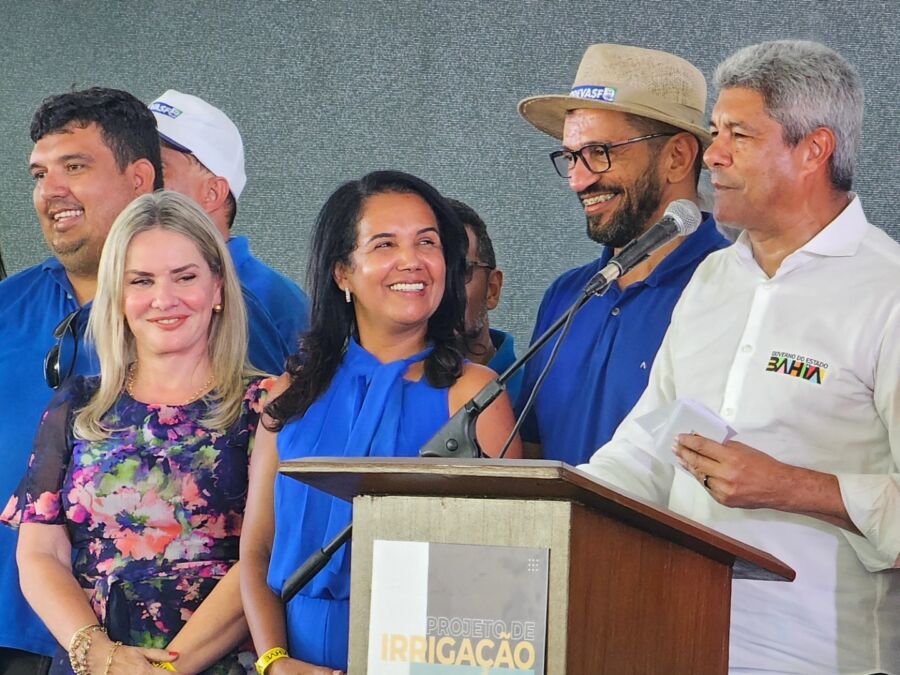 435675831 122129761094222421 386876622558270176 n Secretária de Assistência Social de Iuiu, Valdinha, celebra entrega de importantes obras com o Governador Jerônimo Rodrigues e Ministro Waldez Góes