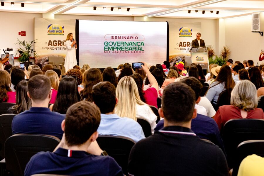 BahiaFarm Palestras divugacao BahiaFarmShow Bahia Farm Show 2024 debate a preservação e uso sustentável dos recursos hídricos durante fórum de abertura