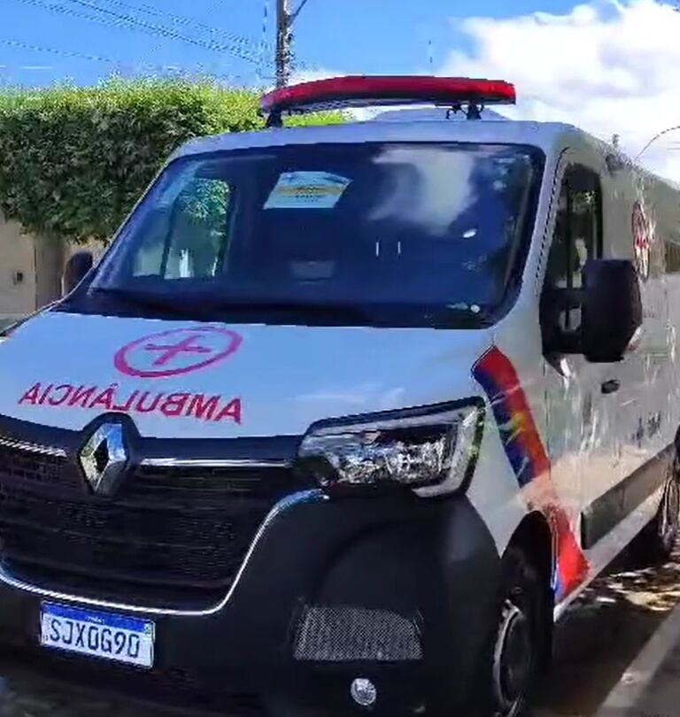 Captura de tela 2024 07 04 122900 Candiba Recebe Nova Ambulância para Melhorar Serviços de Saúde