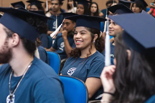 PROA SP Instituto PROA oferece 1.000 vagas gratuitas para ajudar jovens a conquistar o primeiro emprego na Bahia