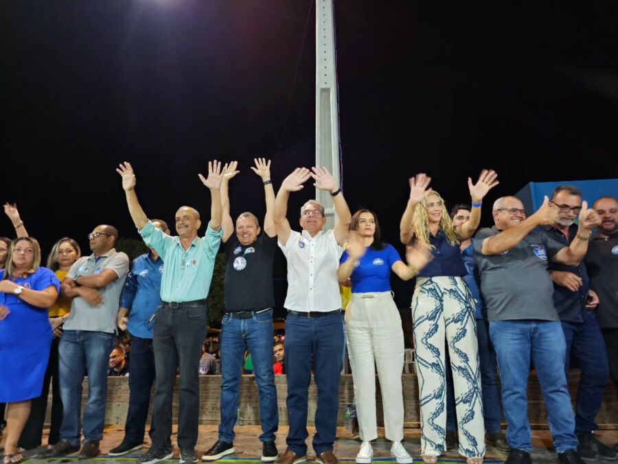 PMA Deputado Charles Fernandes participa de comícios em apoio aos candidatos da região