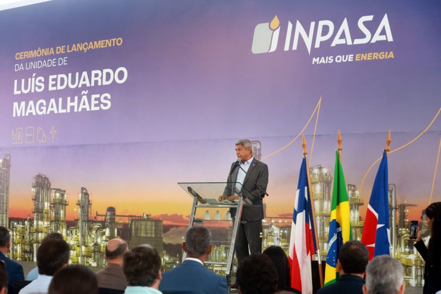 Foto Thuane MariaGOVBA 2 1 900x600 1 Em Luís Eduardo Magalhães, lançamento da pedra fundamental da Inpasa marca a expansão de biocombustíveis na Bahia