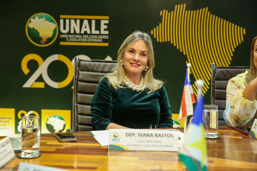 Deputada Secretária-Geral da Unale, deputada Ivana Bastos, parabeniza a ALBA pela indicação ao Prêmio Assembleia Cidadã com o projeto “Central de Atendimento ao Cidadão”