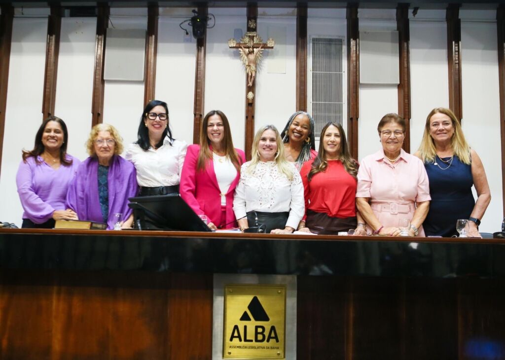 8a253b72 b6ee 4a38 9797 4945cccdd446 Em sessão histórica, ALBA aprova exclusivamente Projetos de Lei de autoria da bancada feminina